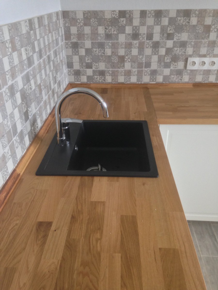 Плинтус алюминиевый Рехау черный