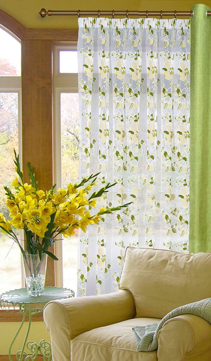 Желтые шторы