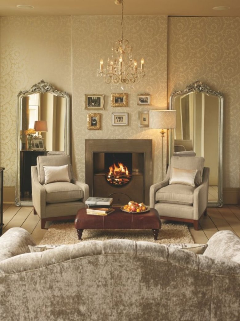 Камин в викторианском стиле