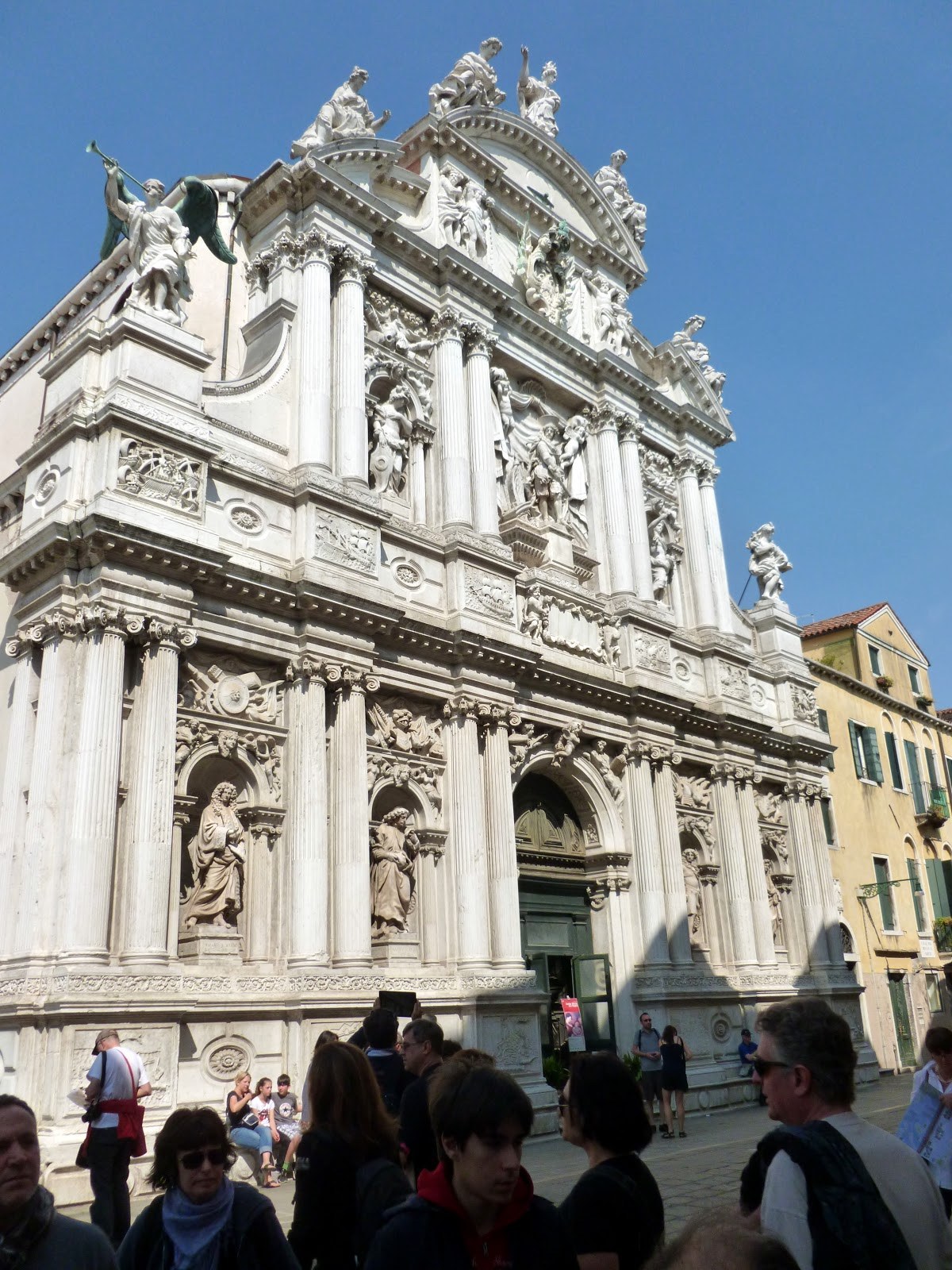 кафедральный собор сан джорджо модика архитектурный стиль. рококо в архитектуре екатерининский дворец. фламандское барокко архитектура. церковь монастыря валь де грас. церковь валь де грас франсуа мансар.