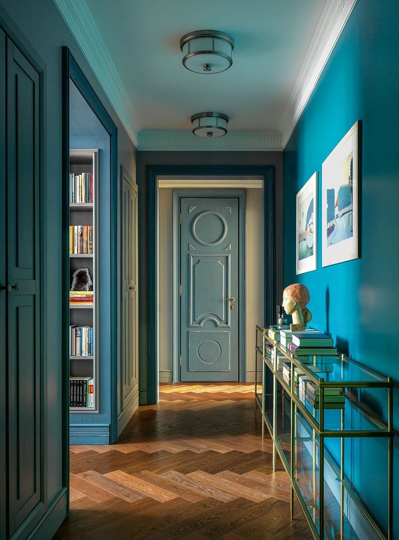 Интерьер коридора в сталинке