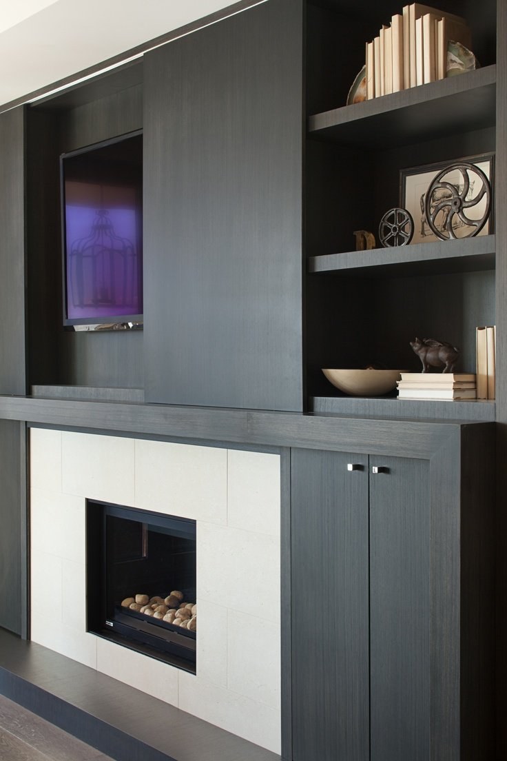 Шкафы с камином в гостиную