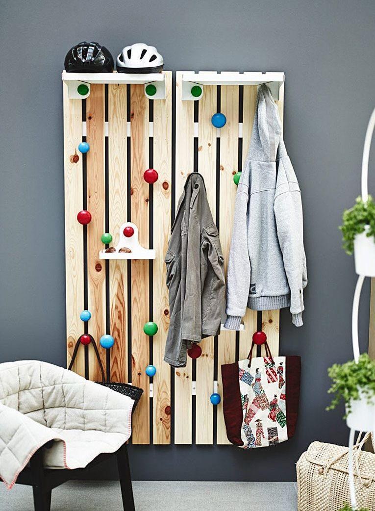 Прихожая из реек деревянных