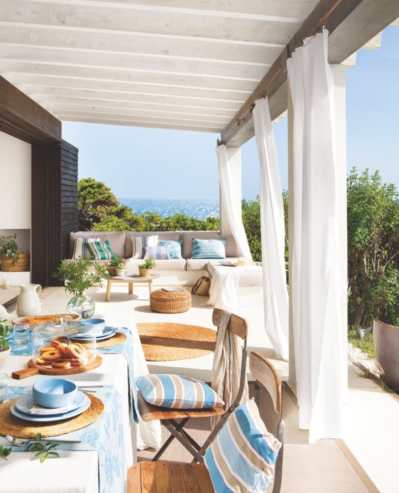 Терраса в средиземноморском стиле