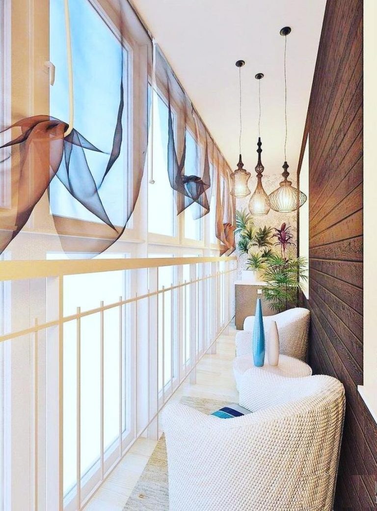 Балкон в средиземноморском стиле