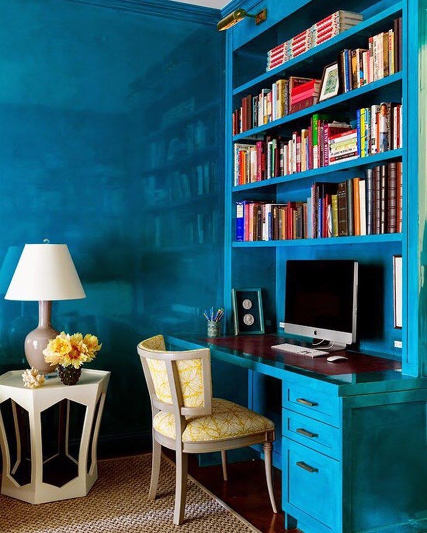 Кабинет в голубых тонах