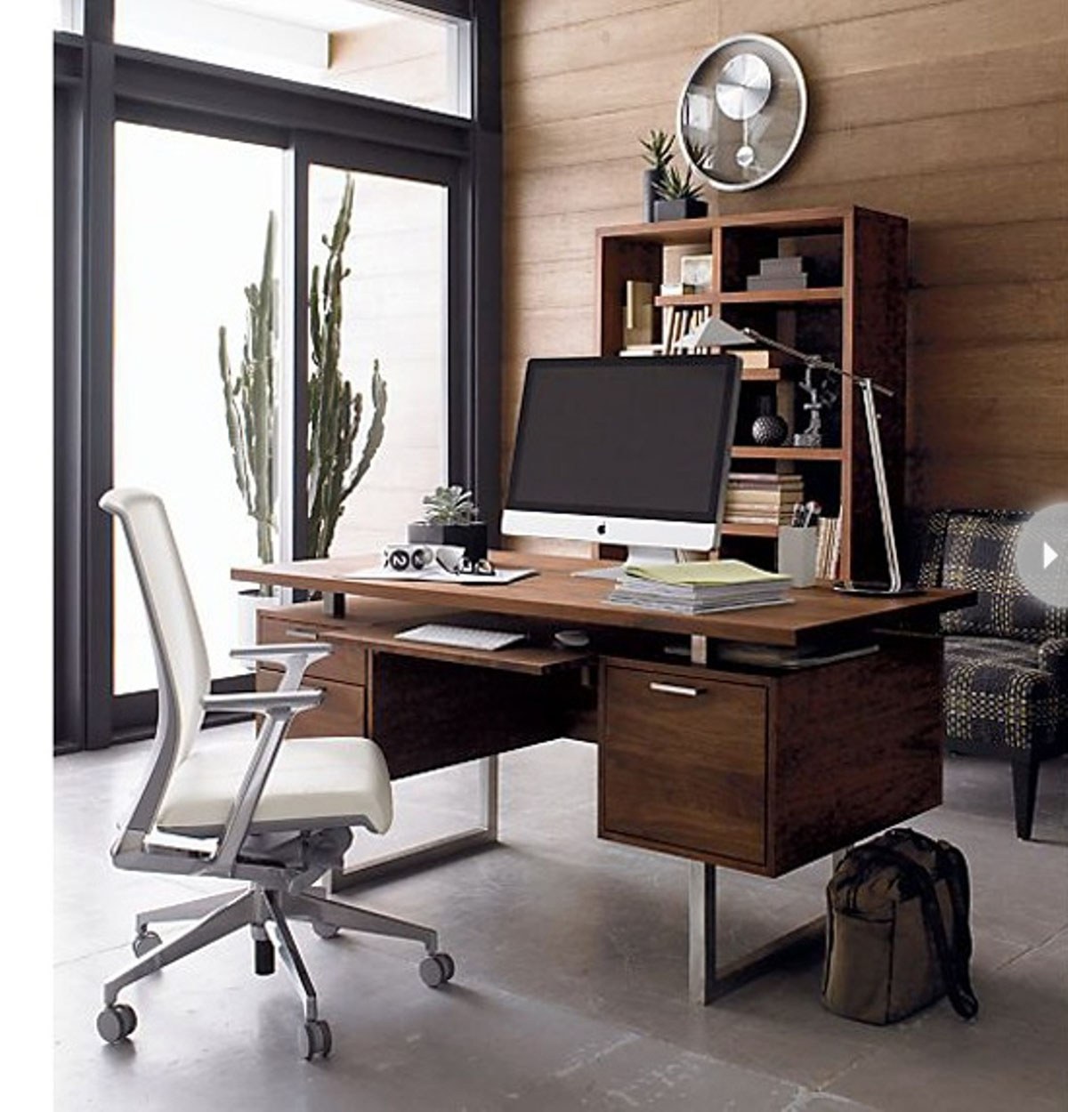 Столик для офиса. Домашний офис. Интерьер рабочего кабинета. Интерьер домашнего кабинета. Стол для кабинета домашнего.