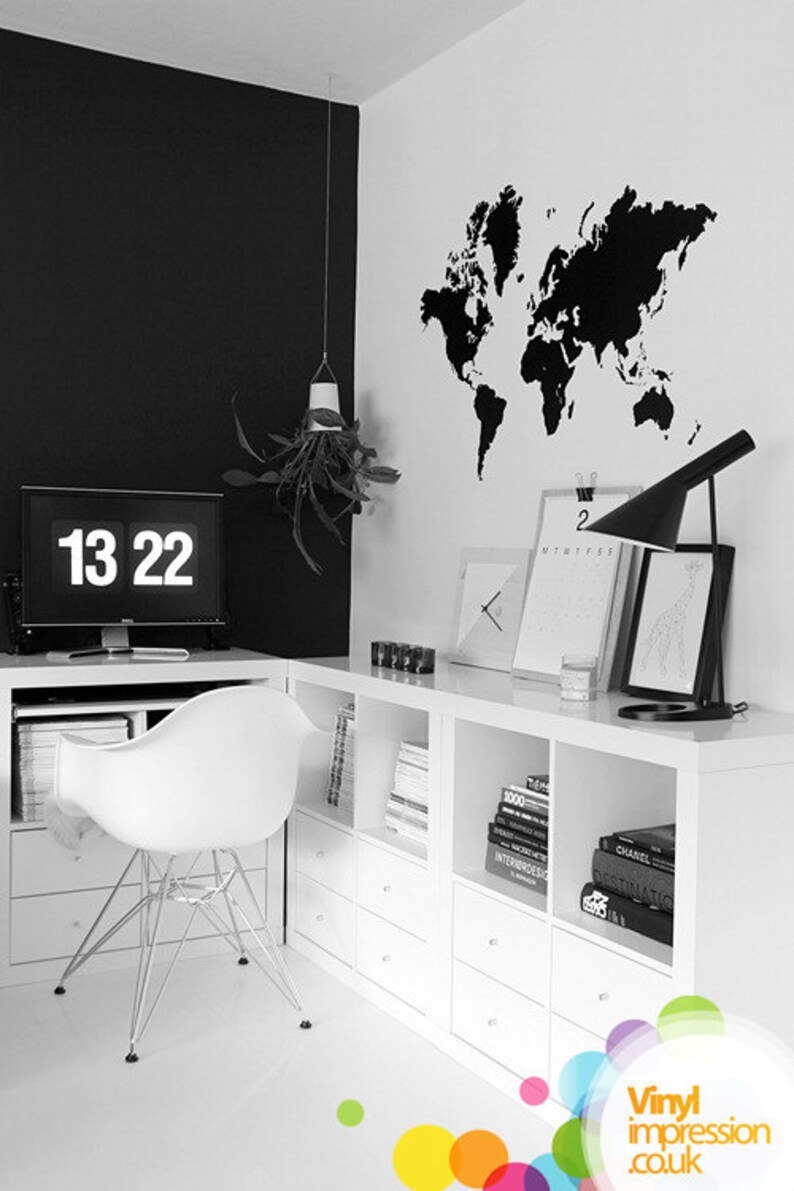 Офис черного цвета интерьер