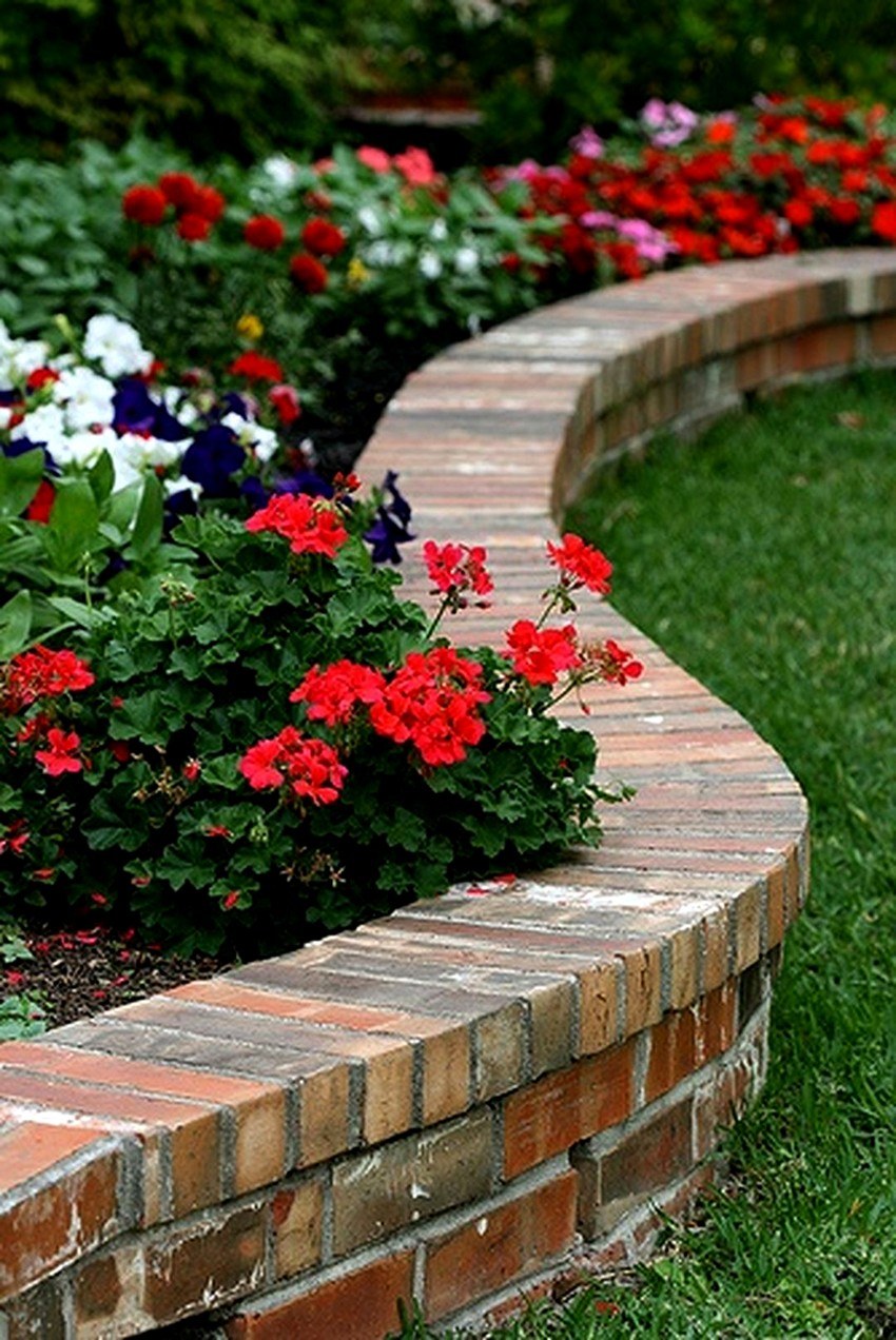 Ограждения для клумб из покрышек