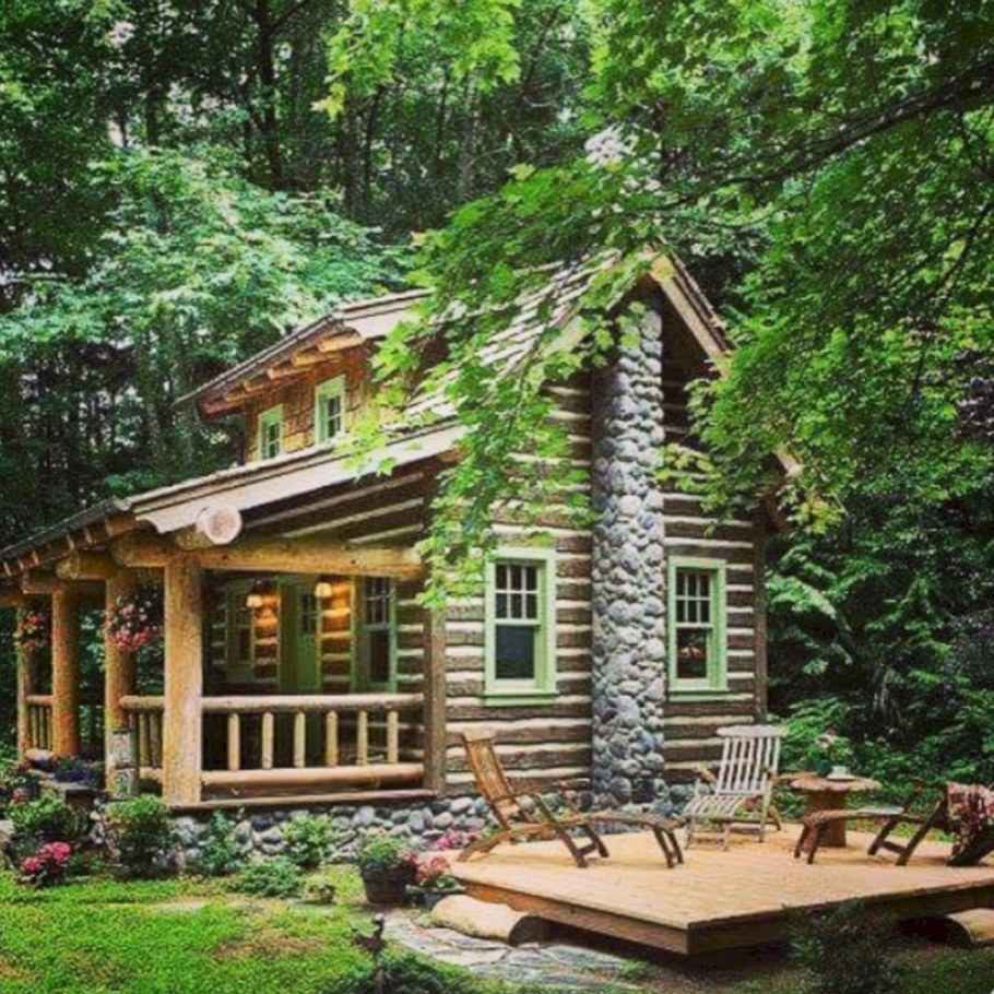 Маленькие домики из дерева