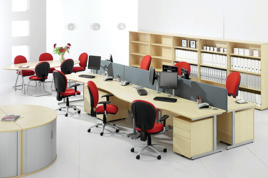 Расположение мебели в офисе