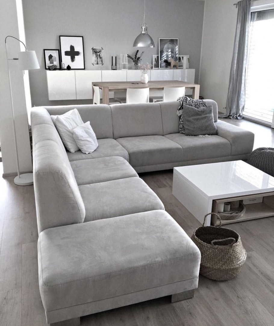 П-образный диван в интерьере