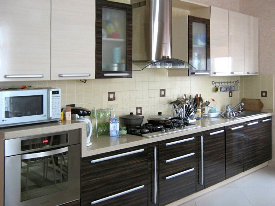 Кухни из пластика Арпа белый глянец