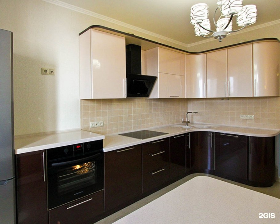 Кухня венге с белым