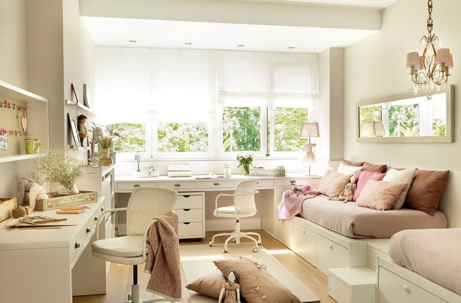 Спальня с 2 кроватями