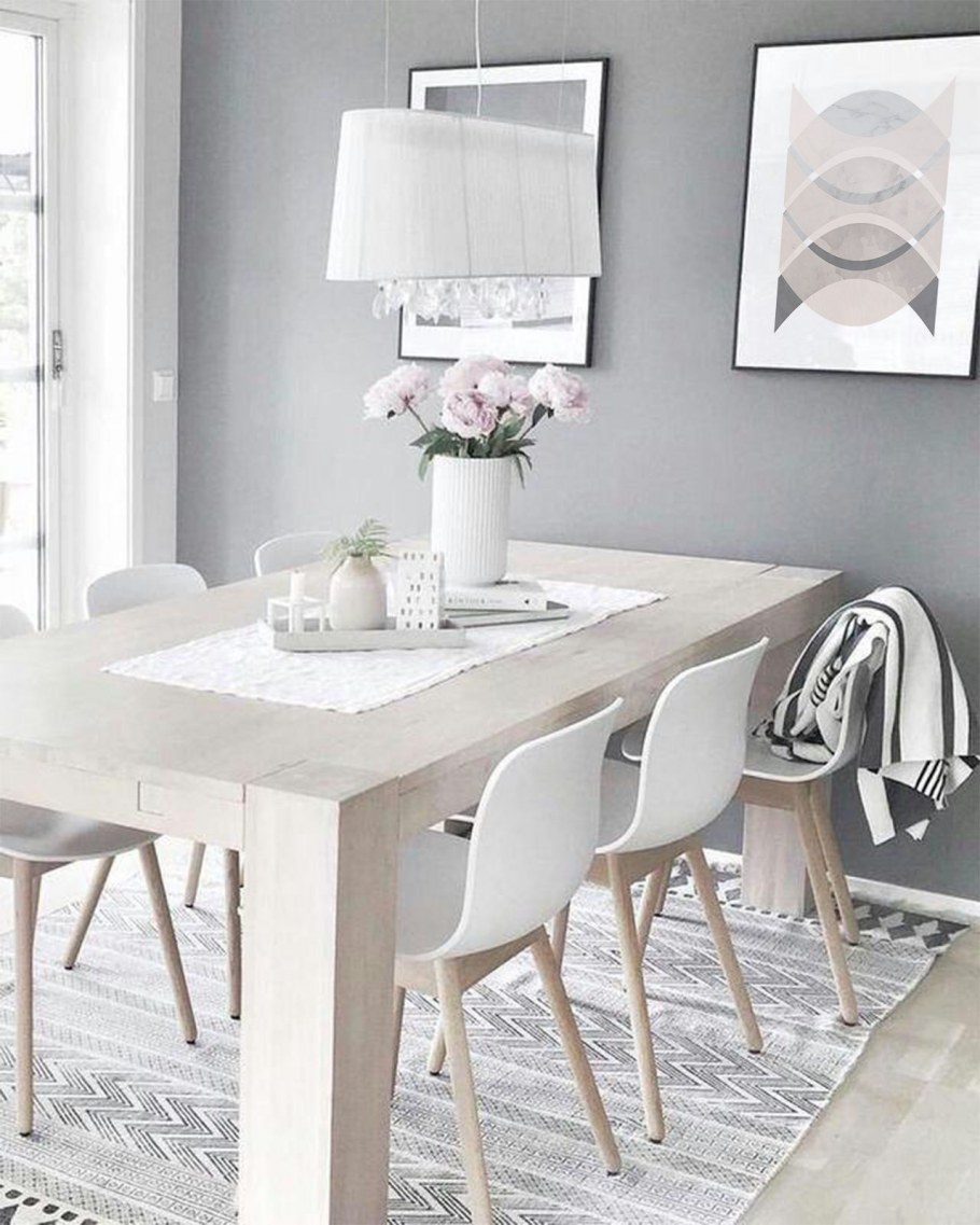 Белый стол на кухню