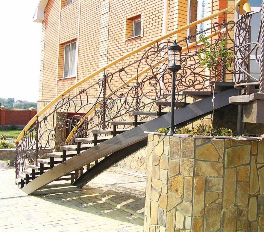 Перила входная группа