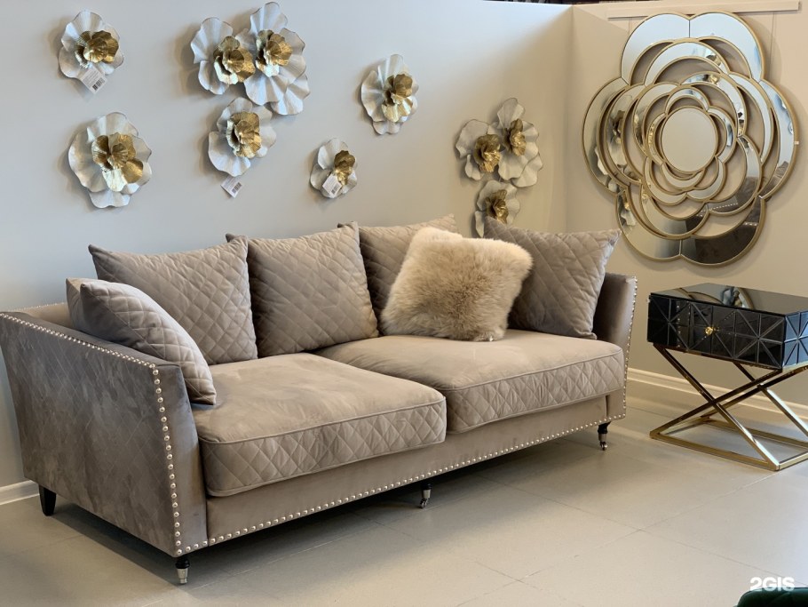 Диван синий с черным