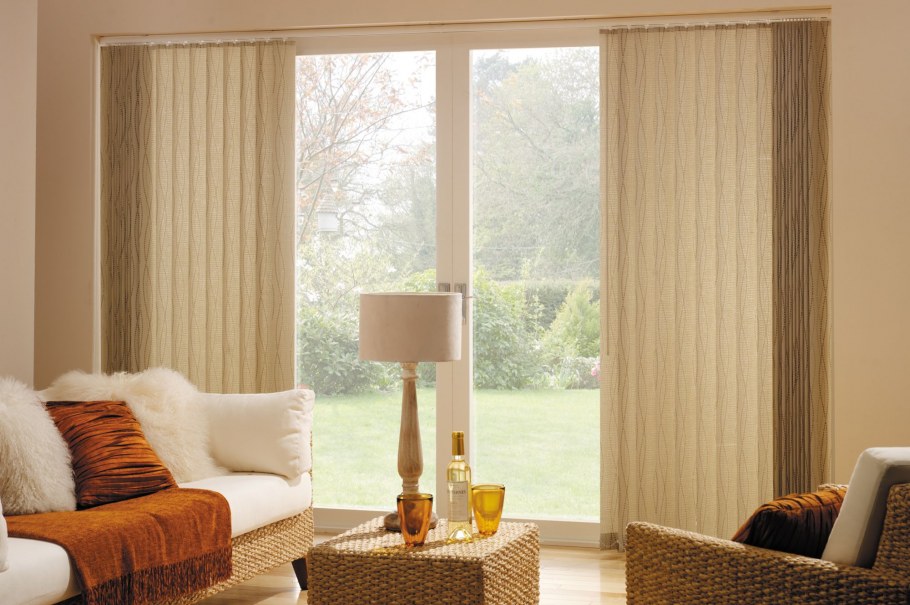 Жалюзи вертикальные голубые