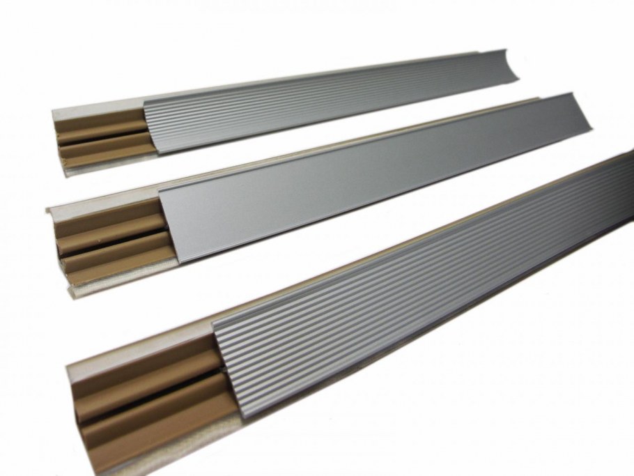 Плинтус для столешницы Korner lb37/lb38, 3м