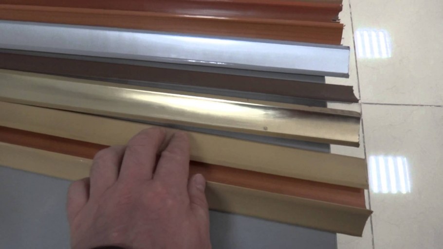 Плинтус кухонный для столешницы Getalit 3000 ei357