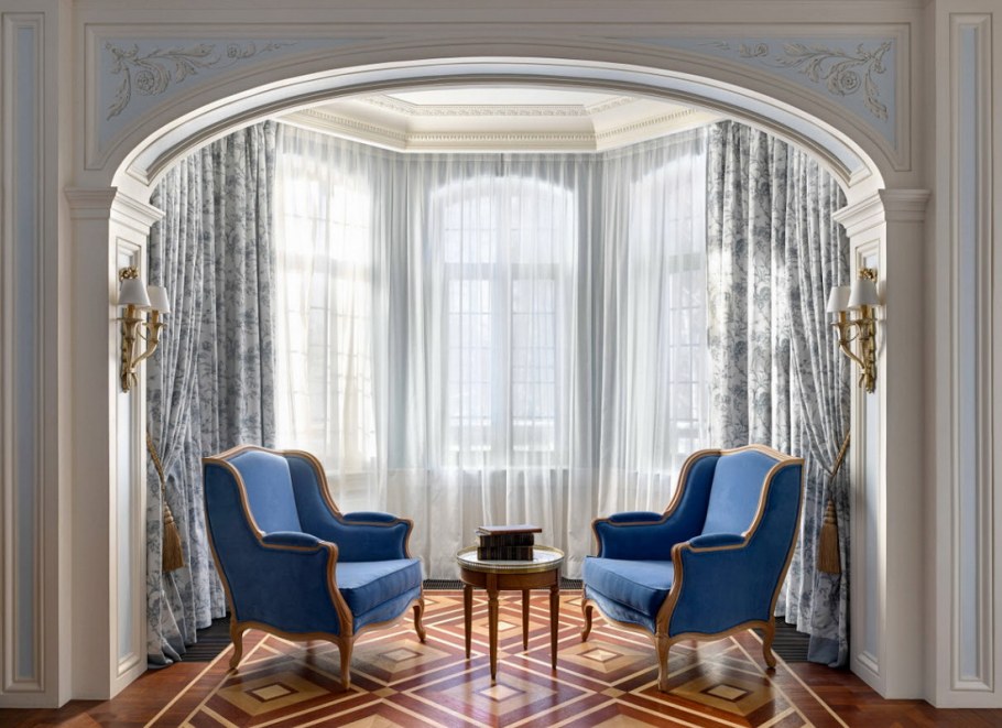 Радиусные раздвижные двери