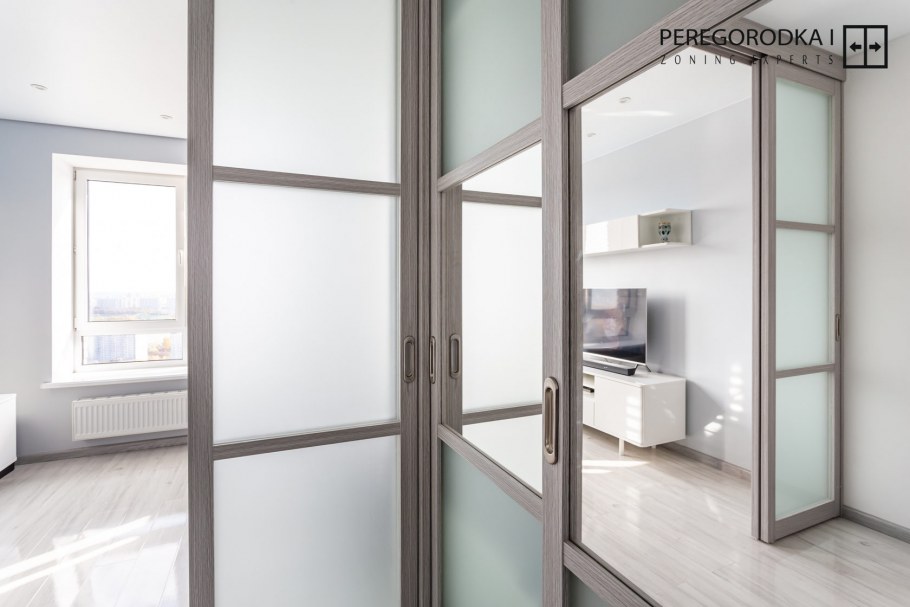 Спальня-гостиная с раздвижной перегородкой