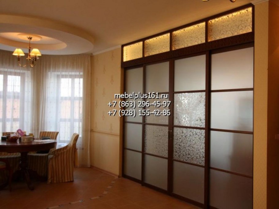 Шторы между гостиной и балконом