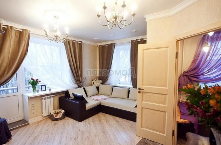 Угловая хрущевка с двумя окнами