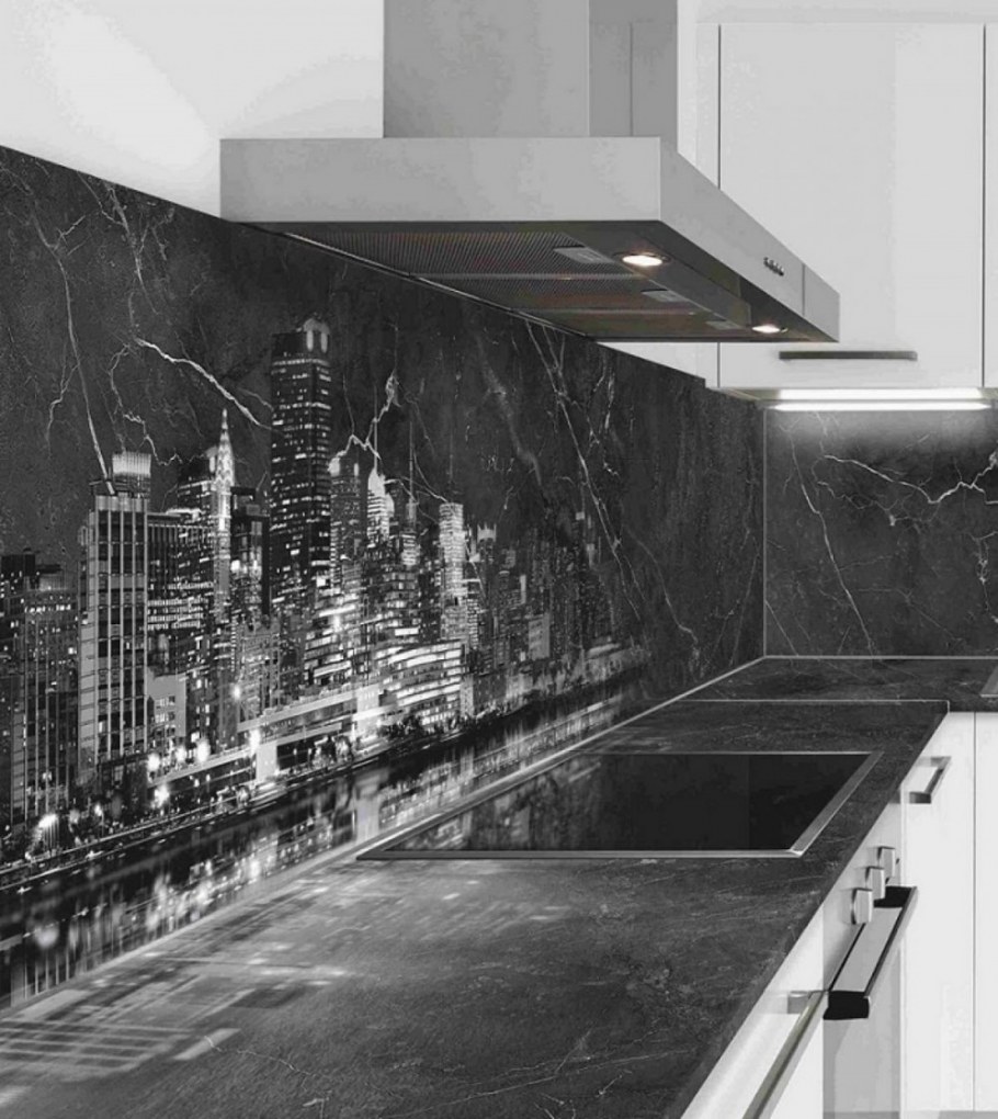 Черно белая кухня