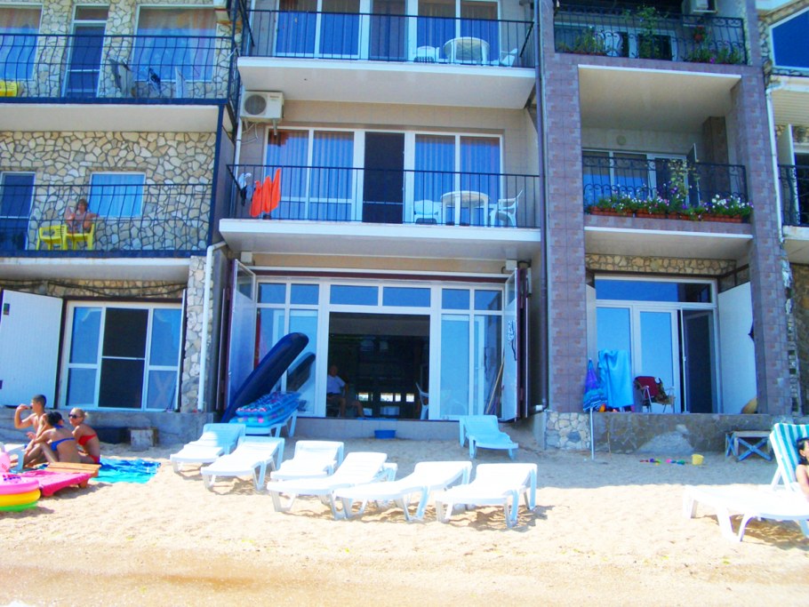 Элинг в Фодосии "у моря"