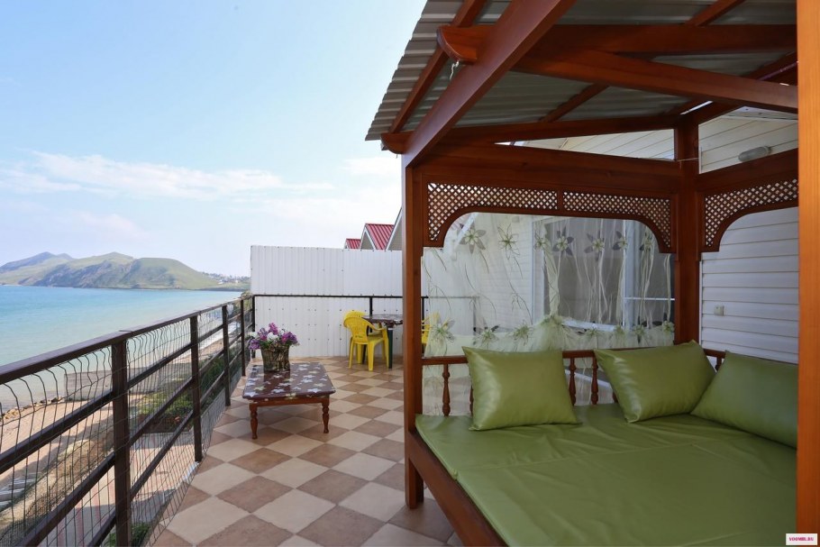 Коктебель эллинги набережная