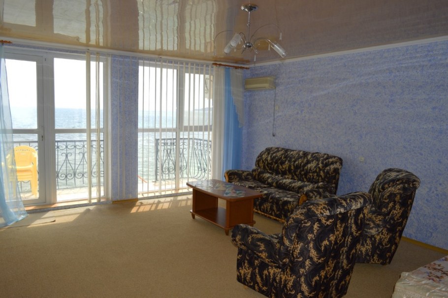 Приморское Крым эллинг Приморец