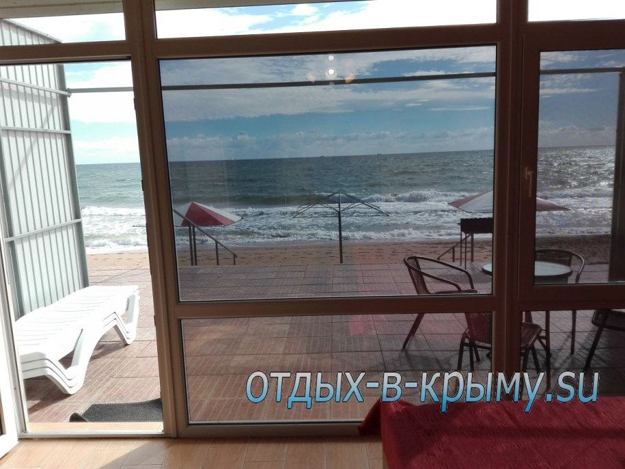 Жилье Феодосия эллинг Черноморская набережная 42