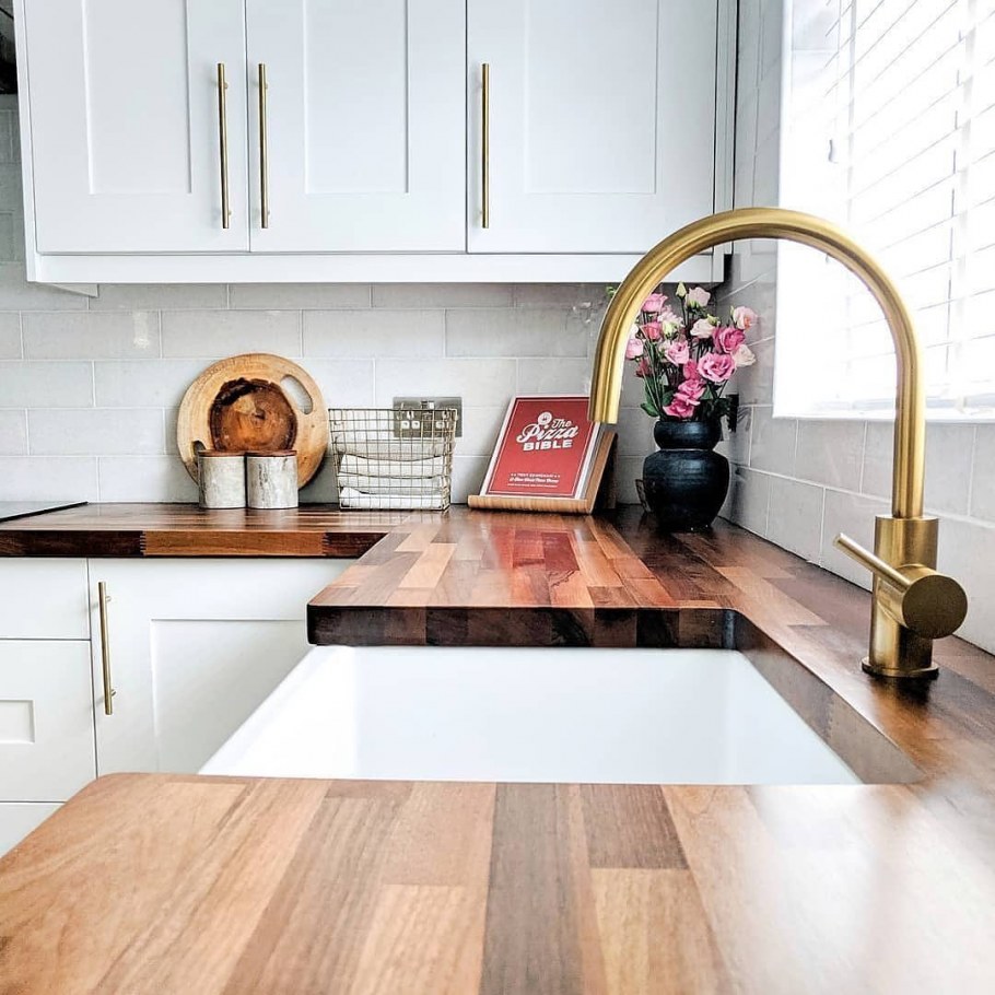 Кирпичный фартук на кухне