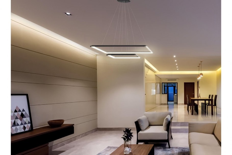 Световые линии на кухне в натяжном потолке