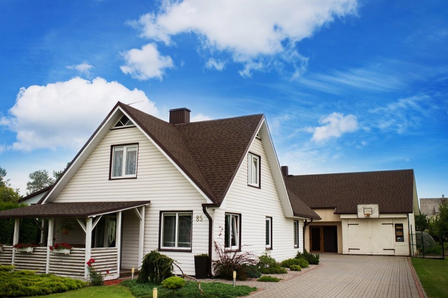 Сайдинг Grand line бежевый