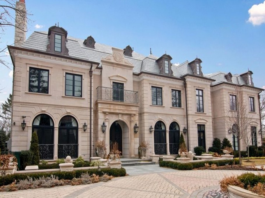 Коттедж в стиле Шато