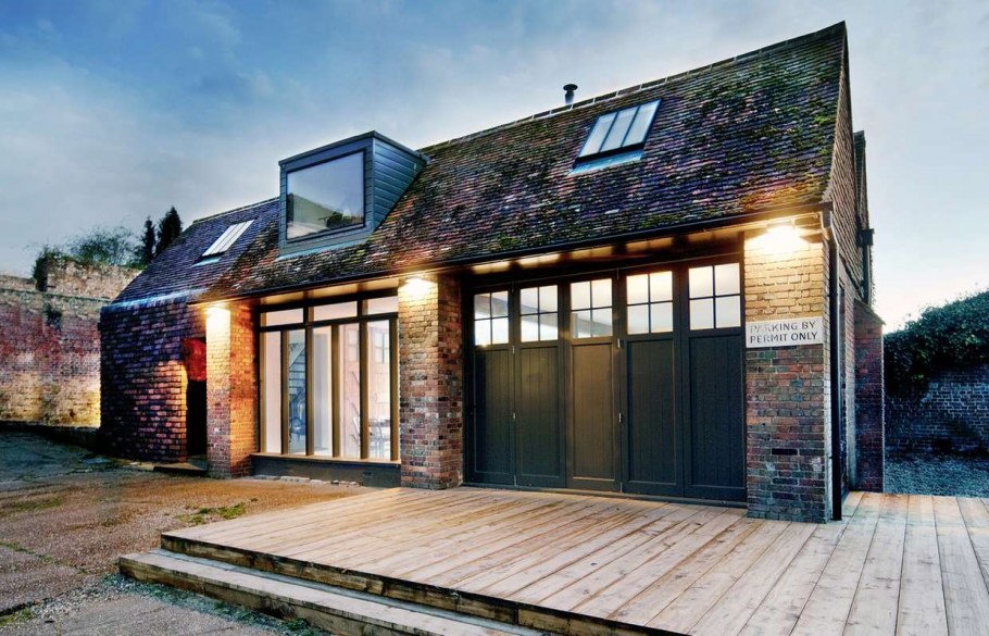 Дом в стиле Индастриал снаружи