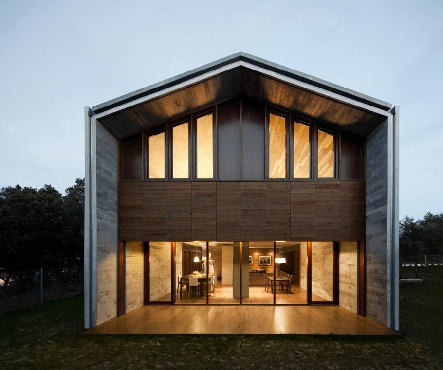 Дом в стиле Индастриал фасад