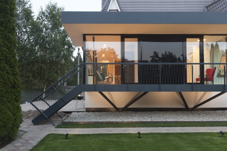 Зона патио в стиле Модерн