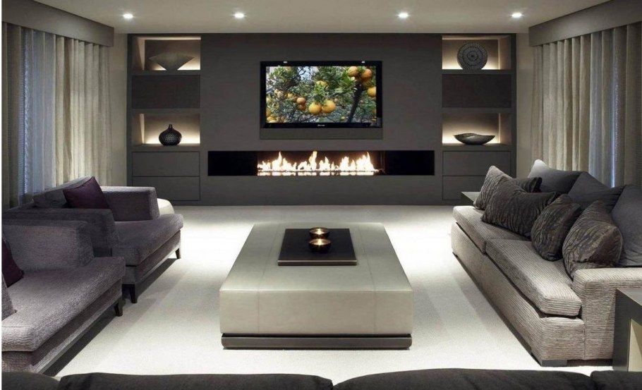 Гостиная с камином в современном стиле