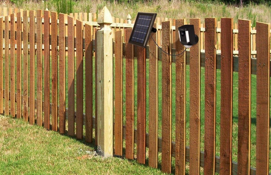 Оригинальный забор из штакетника