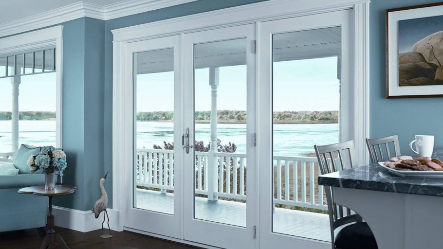 Римская штора на балконную дверь