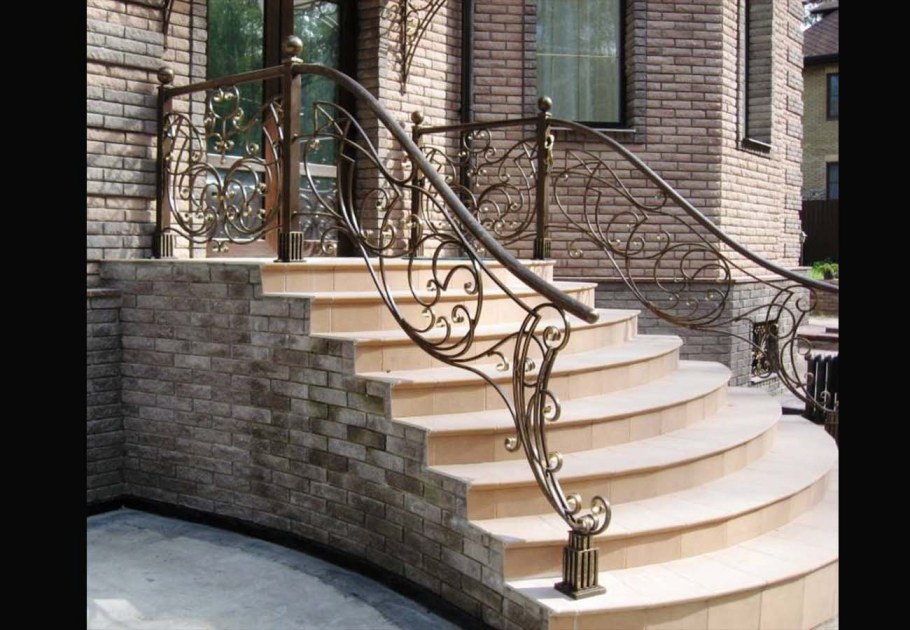 Бетонное крыльцо