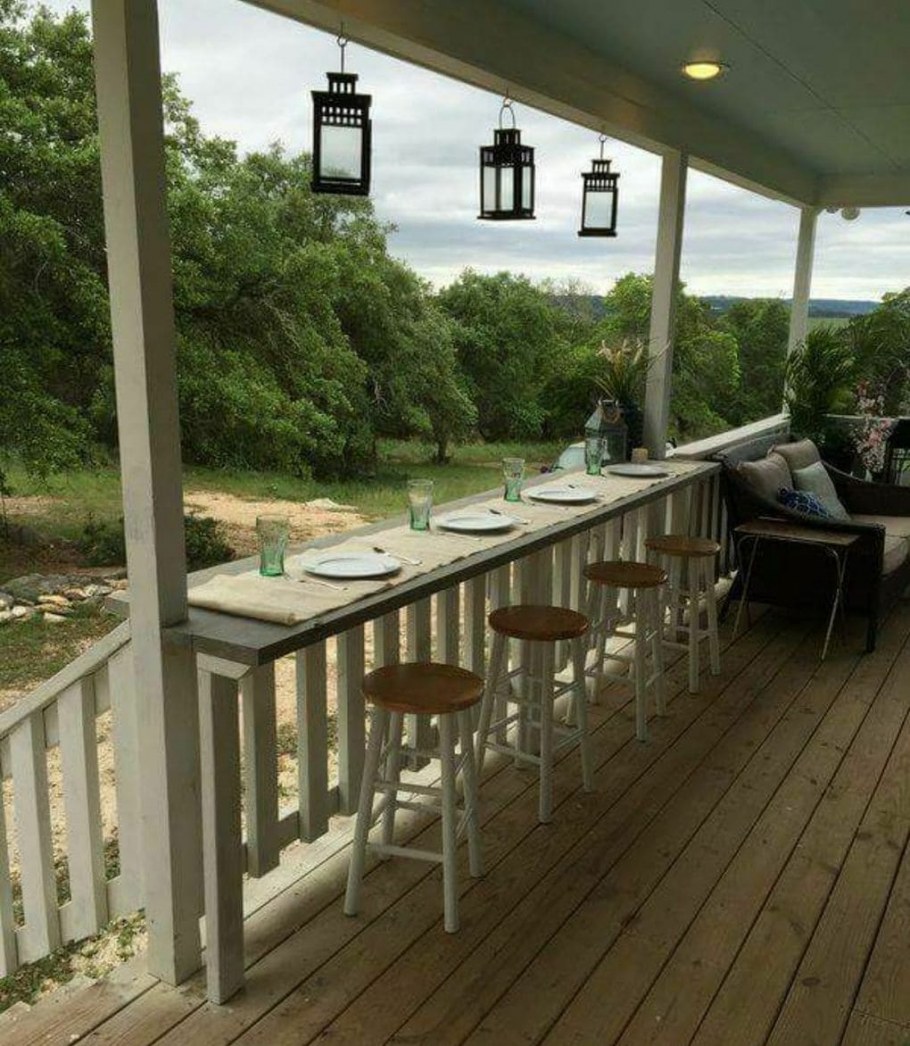 Барная стойка на веранде