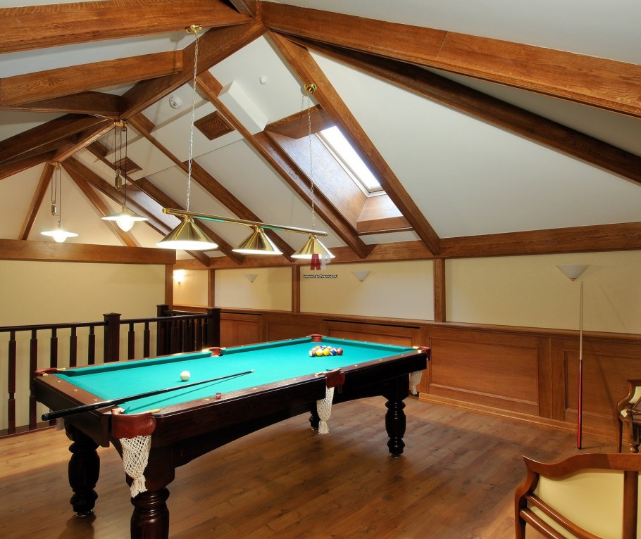 Бильярдная на мансарде