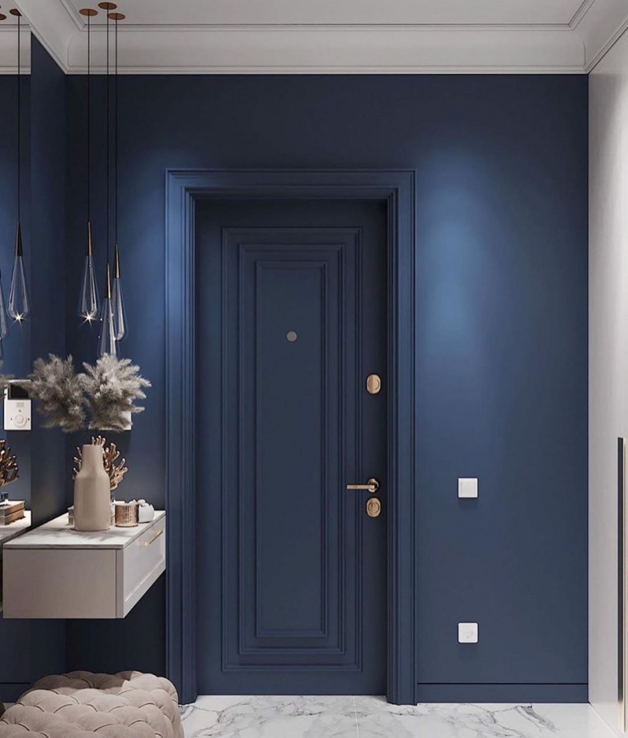 Коридор в сером цвете