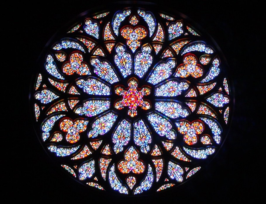 Окна розы готических соборов