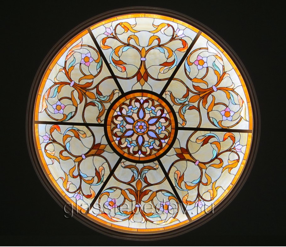 Лозаннский собор витраж